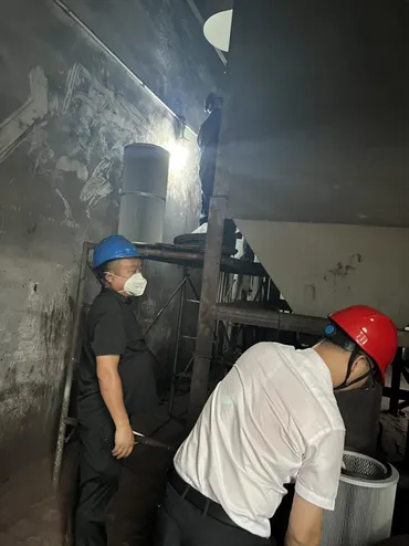 一線黨旗紅 ▏航天DB旗舰環保裝備事業部黨員突擊隊兩天極限挑戰 鑄就品牌之光